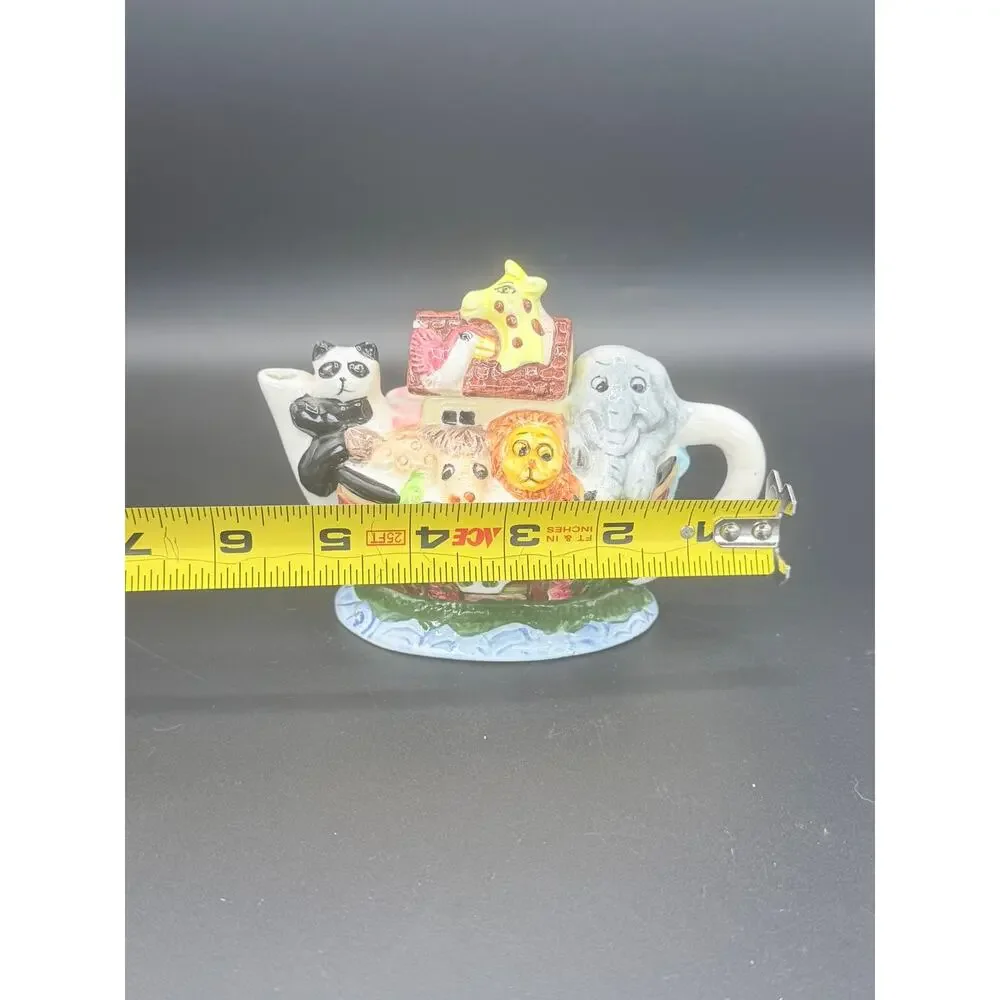 Cardinal Inc. colorful figural
